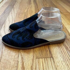 Kiri Chic Adaeze Slippers Mules Blue Black Women’s Size 8